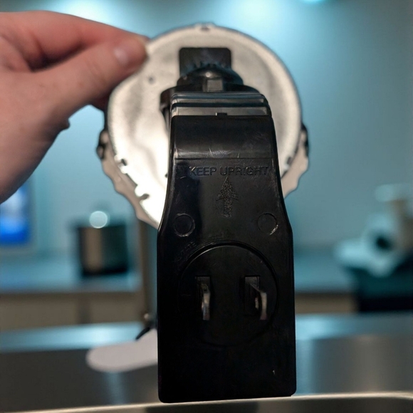 Bath & Body Works Halloween Crystal Ball Light Up Wallflower Plug (NWOT) - Picture 4 of 5